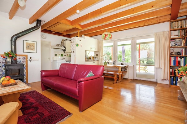 Foto van Familieverblijf met grote tuin - Vakantiehuis in Heino - LivingRoom