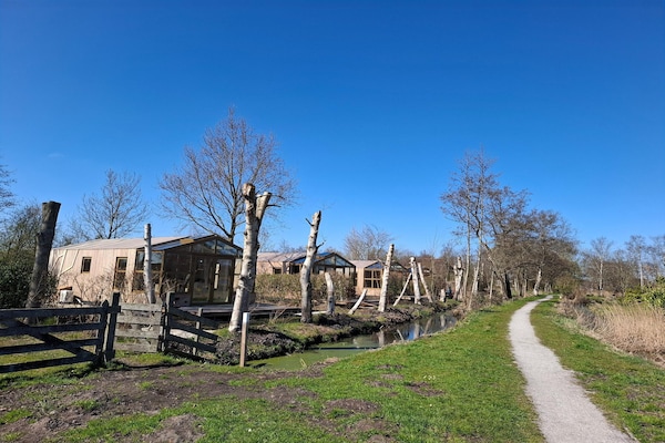 Foto van Groepsaccommodatie voor 36 gasten - Vakantiehuis in Scherpenzeel (FR) - ExteriorSummer