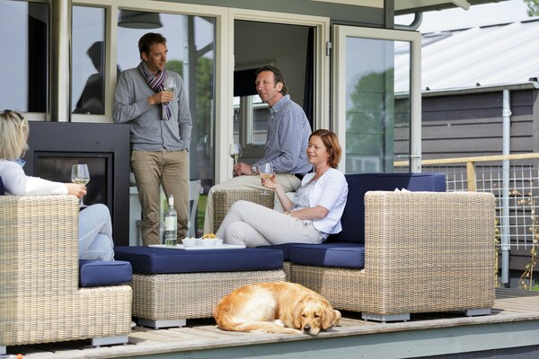 Foto van Modern chalet vlakbij het Sneekse Meer - Vakantiehuis in Terkaple - Ambiance