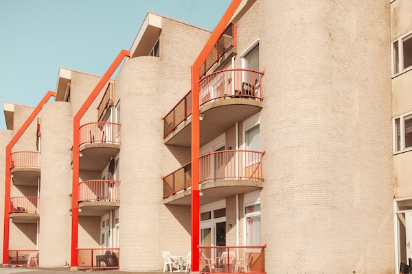 Foto van Appartement met uitzicht op het meer in Makkum - Vakantiehuis in Makkum - ExteriorSummer