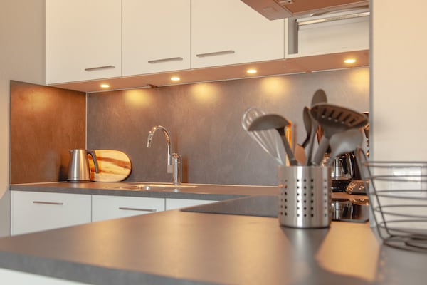 Foto van Appartement met uitzicht op het meer in Makkum - Vakantiehuis in Makkum - Kitchen