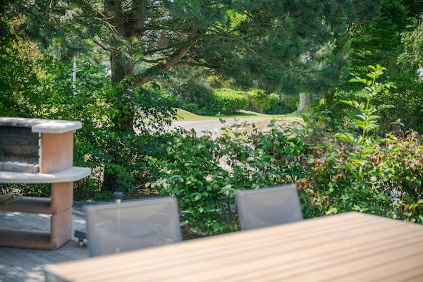 Foto van Bungalow aan het water met tuin - Vakantiehuis in Makkum - Ambiance