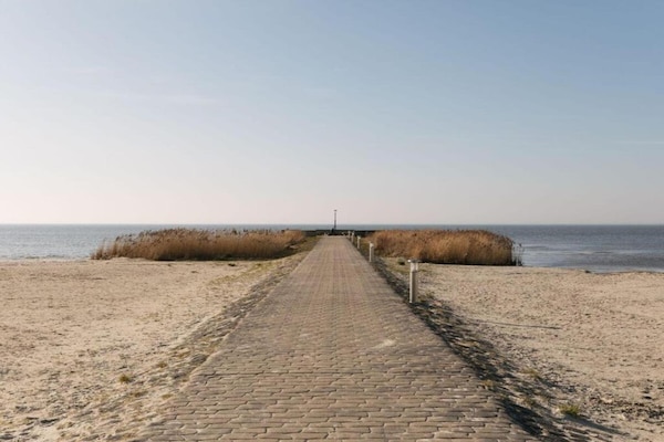Foto van Moderne villa in Makkum met tuin - Vakantiehuis in Makkum - AreaSummer20KM