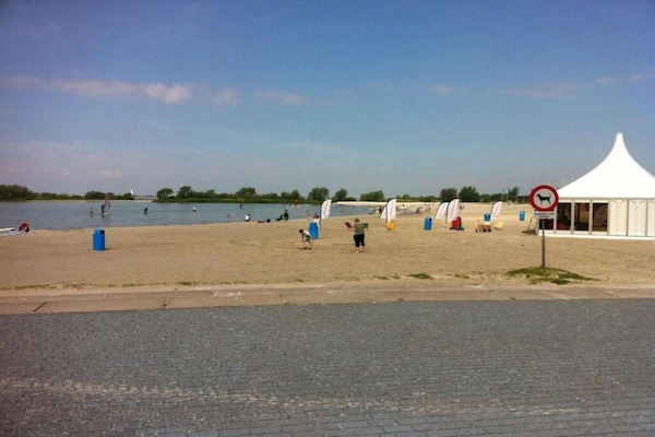 Foto van Moderne villa in Makkum met tuin - Vakantiehuis in Makkum - AreaSummer20KM