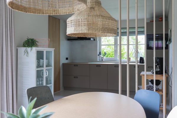 Foto van Moderne villa in Makkum met tuin - Vakantiehuis in Makkum - DiningRoom