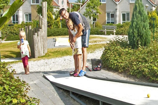 Foto van Moderne villa in Makkum met tuin - Vakantiehuis in Makkum - AreaSummer1KM