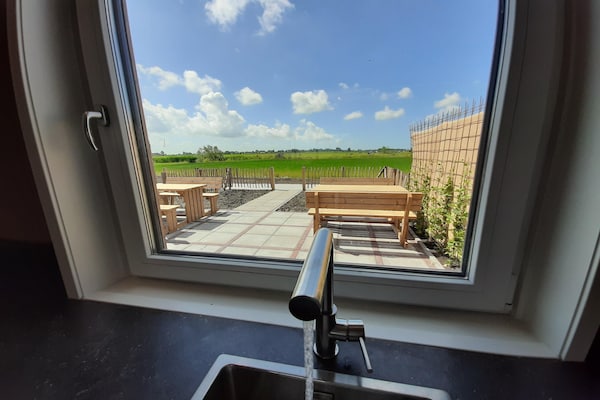 Foto van Stijlvolle Friese villa met tuin - Vakantiehuis in Leons - ViewSummer