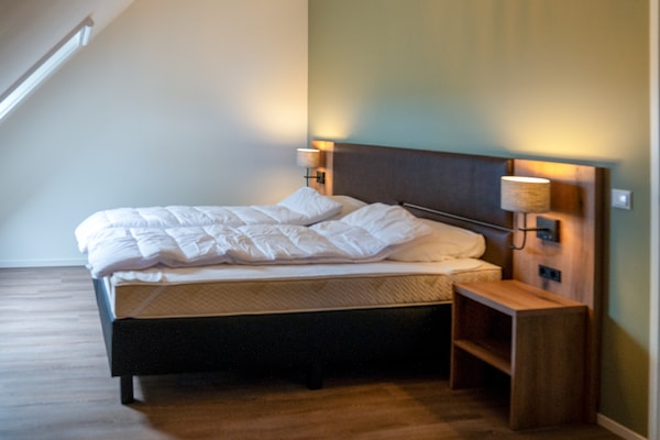 Foto van Groepsreis in Friesland - Vakantiehuis in Leons - BedRoom