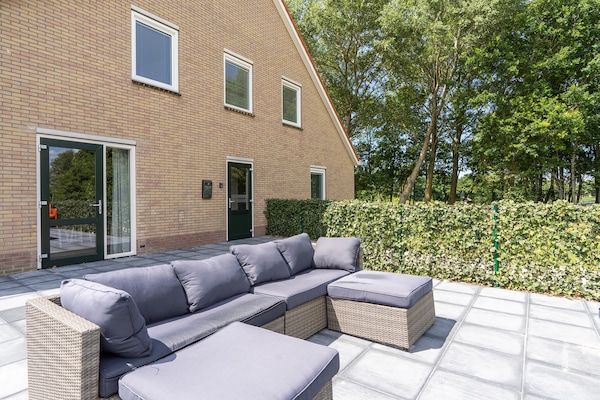 Foto van Eilandretraite voor gezinnen - Vakantiehuis in Nes - GardenSummer