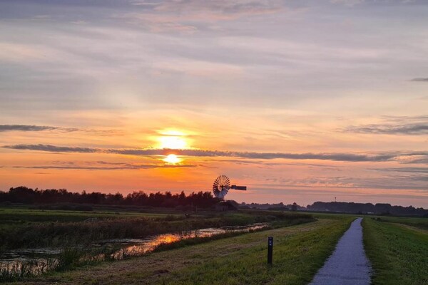 Foto van Chalet in Friesland bij Alde Feanen Park - Vakantiehuis in De Veenhoop - AreaSummer20KM