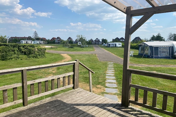 Foto van Friesland Chalet nabij het water - Vakantiehuis in De Veenhoop - ViewSummer