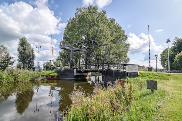 Foto van Friesland Chalet nabij het water - Vakantiehuis in De Veenhoop - AreaSummer1KM