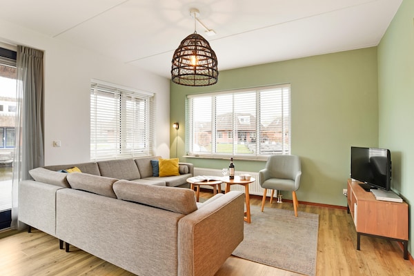 Foto van Vakantieverblijf in De Bloemert - Vakantiehuis in Midlaren - LivingRoom