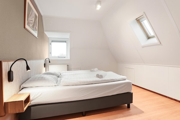 Foto van Vakantieverblijf in De Bloemert - Vakantiehuis in Midlaren - BedRoom