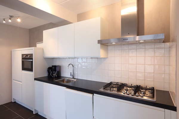 Foto van Comfortabele bungalow voor een groep - Vakantiehuis in Vlagtwedde - Kitchen