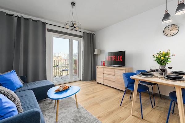 Foto van Appartement vlakbij Koneser Center - Vakantiehuis in Warszawa - LivingRoom