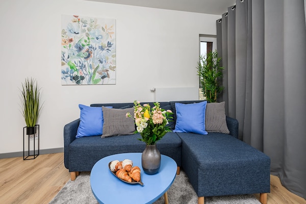 Foto van Appartement vlakbij Koneser Center - Vakantiehuis in Warszawa - LivingRoom