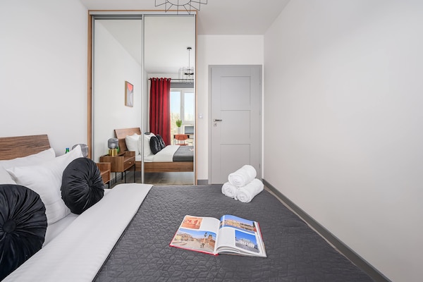 Foto van Appartement vlakbij Koneser Center - Vakantiehuis in Warszawa - BedRoom