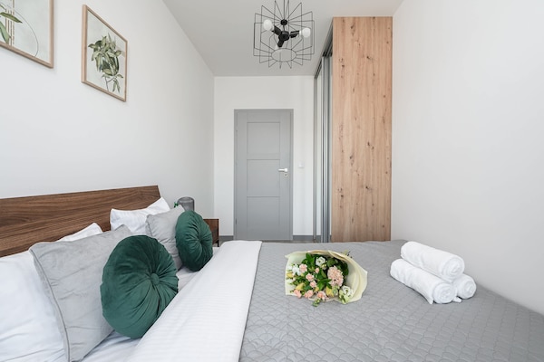Foto van Appartement vlakbij Koneser Center - Vakantiehuis in Warszawa - BedRoom