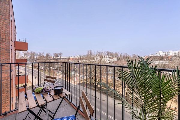 Foto van Appartement vlakbij Koneser Center - Vakantiehuis in Warszawa - TerraceBalcony