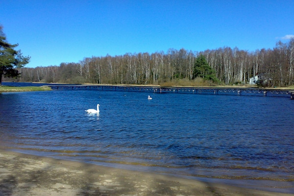 Foto van Huisje bij Rosnowskie Meer met Strand - Vakantiehuis in Rosnowo - WaterView