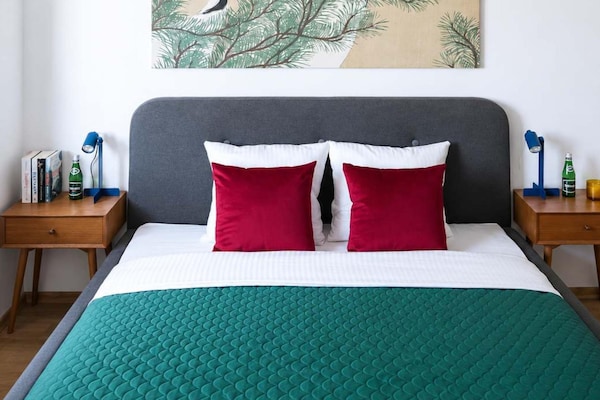 Foto van 3-kamerwoning vlakbij Atlas Arena - Vakantiehuis in Łódź - BedRoom