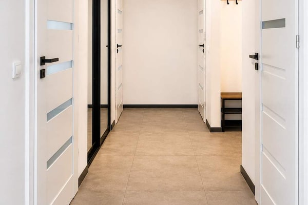 Foto van 3-kamerwoning vlakbij Atlas Arena - Vakantiehuis in Łódź - Landing
