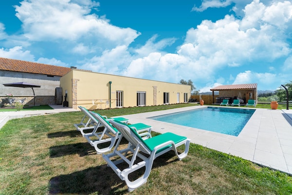 Foto van Landelijk vakantiehuis met zwembad
 - Vakantiehuis in Netos Almagreira - PoolOfHouse