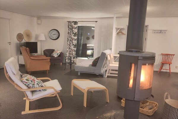 Foto van Bed & Breakfast in Bjuråker met zwembad - Vakantiehuis in Bjuråker - Untagged