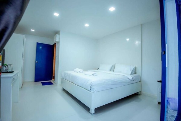 Foto van Luxe dubbele vakantie | Heerlijk aan het strand - Vakantiehuis in Pattaya - BedRoom