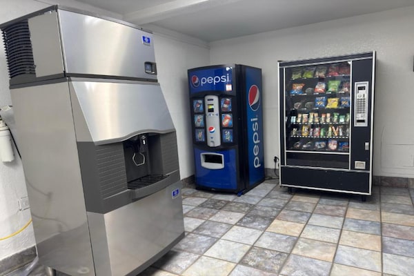 Foto van 1 tweepersoonsbed | Toegankelijk voor mindervaliden | Badkuip, NSMK - Facilities