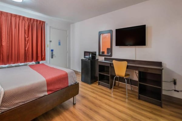 Foto van Budgetvriendelijke Kamer, Gratis Parkeren - Vakantiehuis in Attalla - BedRoom