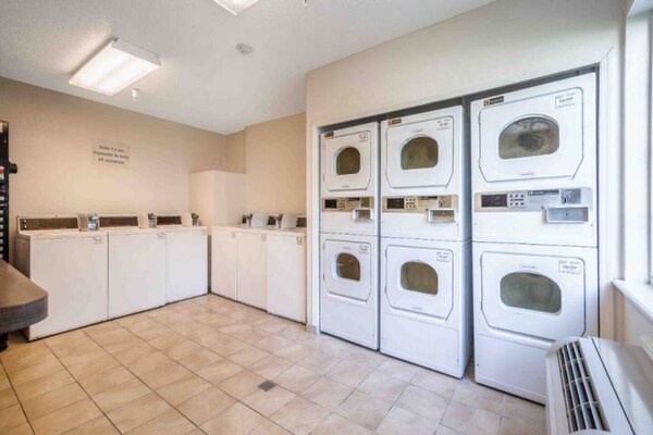 Foto van 2 tweepersoonsbedden (queensize) | Roken mogelijk - Vakantiehuis in Duluth - Facilities