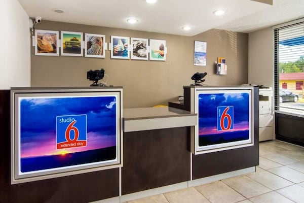 Foto van 2 Volledige Bedden | Mobil Access Tub Ns Micfridg - Vakantiehuis in LaGrange - FloorPlan