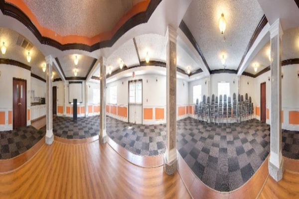 Foto van 1 kingsize bed | Roken toegestaan, koelkast aanwezig - Facilities
