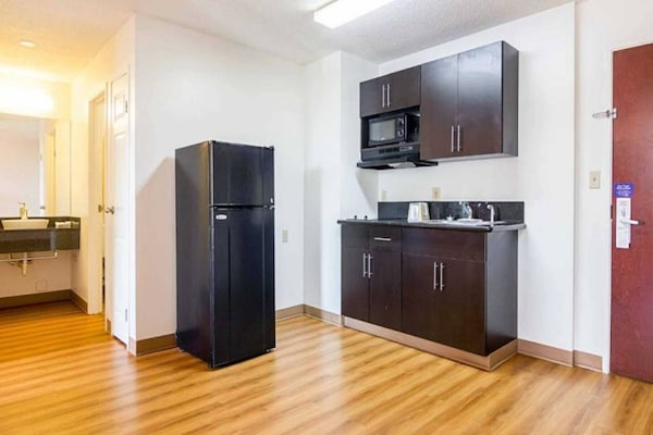 Foto van 1 kingsize bed | Roken toegestaan, koelkast aanwezig - Kitchen