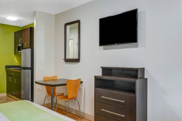 Foto van 1 tweepersoonsbed (queensize) | Niet-roken - Vakantiehuis in CHAMBLEE - BedRoom