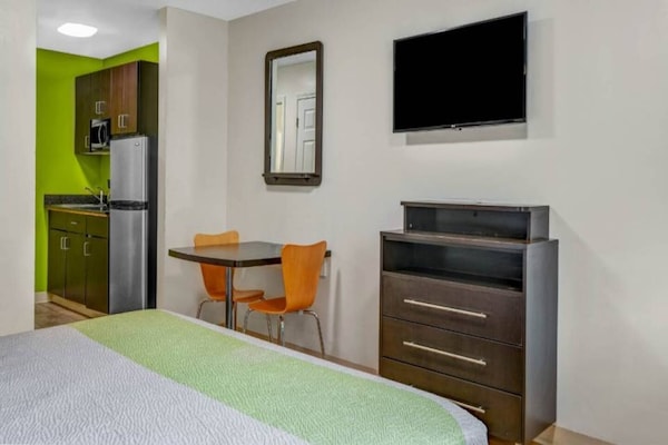 Foto van 1 tweepersoonsbed (queensize) | Niet-roken - Vakantiehuis in CHAMBLEE - BedRoom