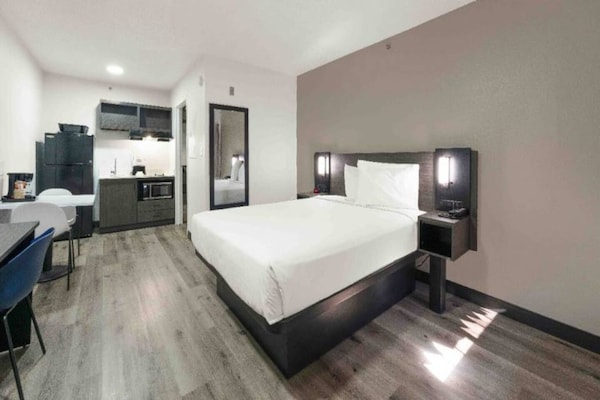 Foto van 1 tweepersoonsbed (queensize) | Rookvrij - Vakantiehuis in Tucker - BedRoom