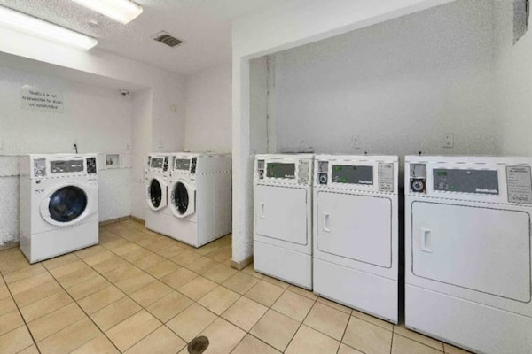 Foto van 1 tweepersoonsbed (queensize) | Rookvrij - Vakantiehuis in Tucker - Facilities