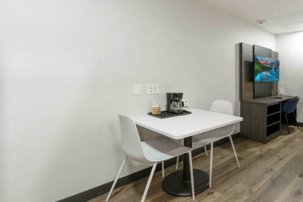 Foto van 1 tweepersoonsbed (queensize) | Rookvrij - Vakantiehuis in Tucker - Facilities