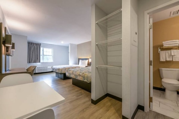 Foto van 2 tweepersoonsbedden | Niet-roken, Keuken - Vakantiehuis in Columbus GA - BedRoom