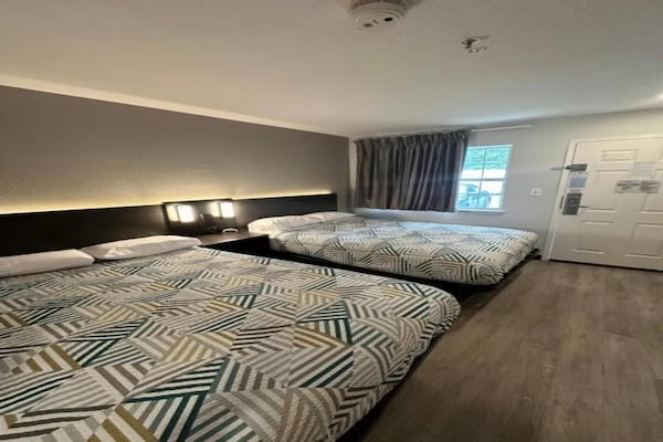 Foto van 2 tweepersoonsbedden | Rookvrij, Keuken - Vakantiehuis in Columbus GA - BedRoom