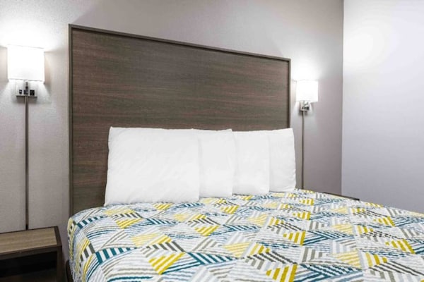 Foto van 1 kingsize bed | Roken toegestaan, Keuken - Vakantiehuis in Hickory - BedRoom
