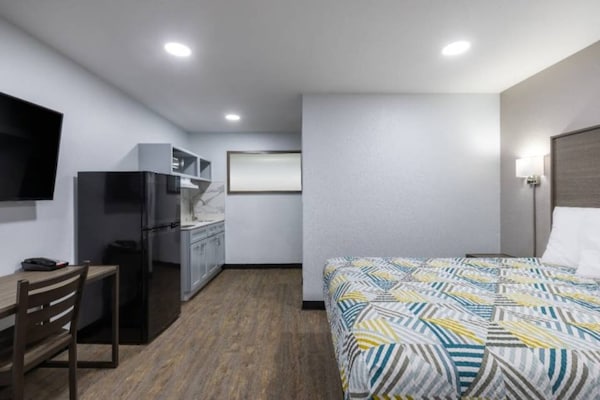 Foto van 1 kingsize bed | Roken toegestaan, koelkast aanwezig - BedRoom