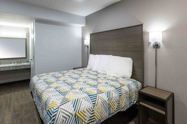 Foto van 1 kingsize bed | Roken toegestaan, koelkast aanwezig - BedRoom