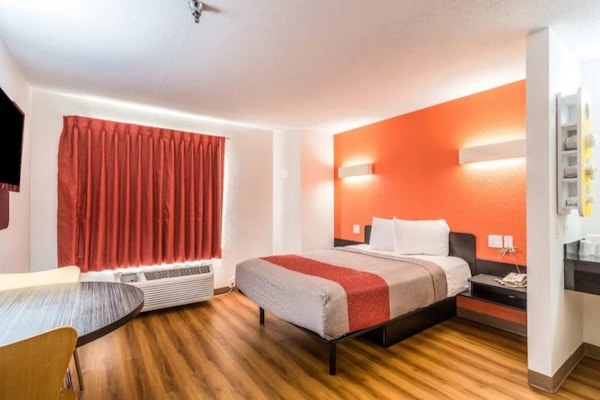 Foto van 1 tweepersoonsbed (queensize) | Roken toegestaan - Vakantiehuis in Harvey - BedRoom