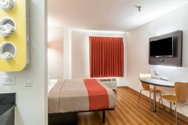 Foto van 1 tweepersoonsbed (queensize) | Roken toegestaan - Vakantiehuis in Harvey - BedRoom