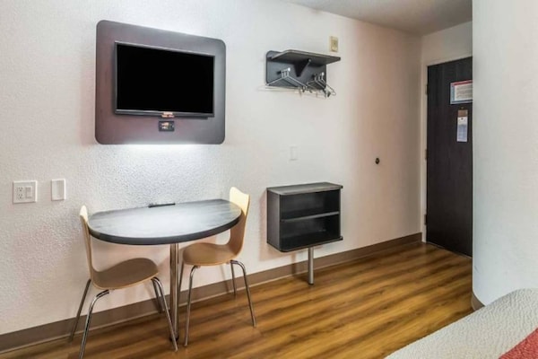 Foto van 1 tweepersoonsbed (queensize) | Roken toegestaan - Vakantiehuis in Harvey - BedRoom