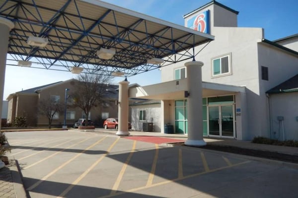 Foto van 2 tweepersoonsbedden | Koelkast - Vakantiehuis in MERRILLVILLE - Facilities